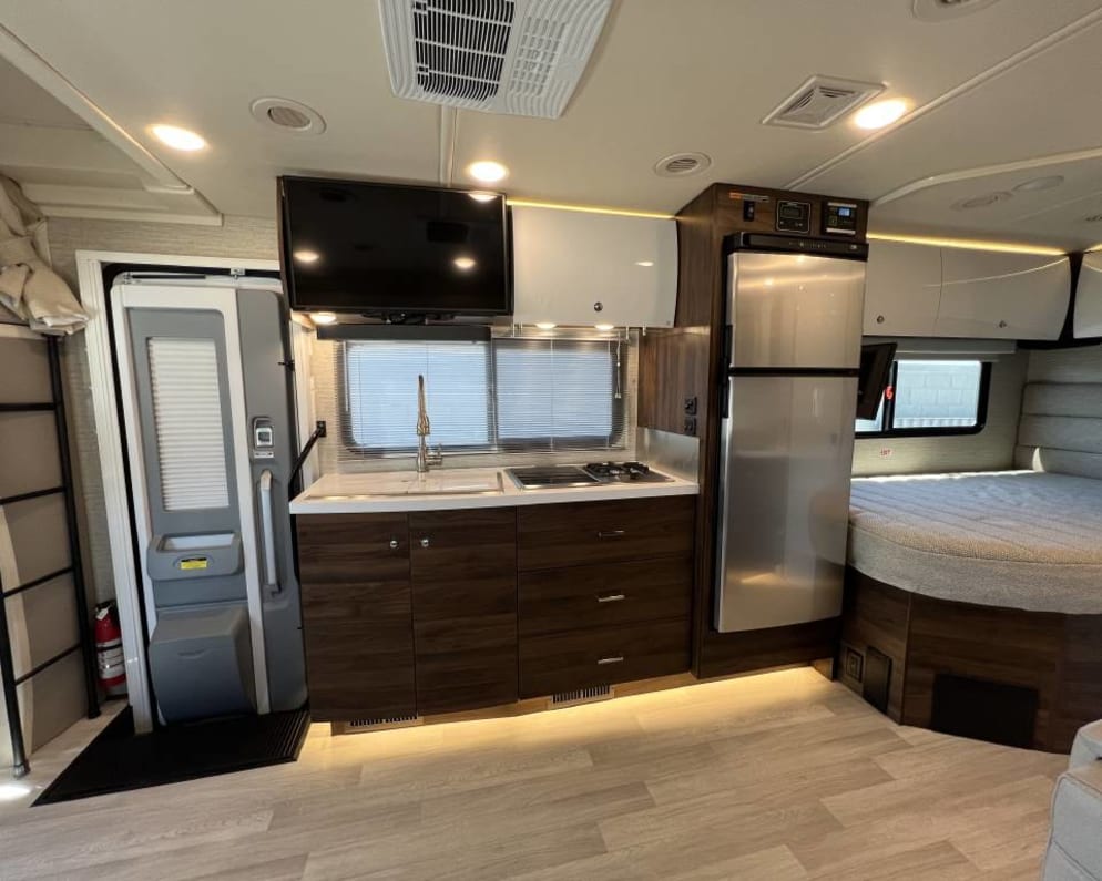 2023 Winnebago View