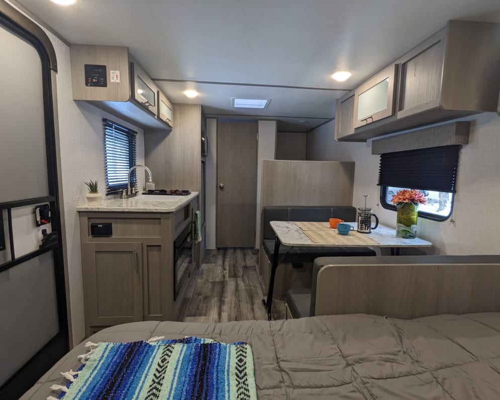 2022 Coleman Lantern LT  by Dutchmen for rent in 89502