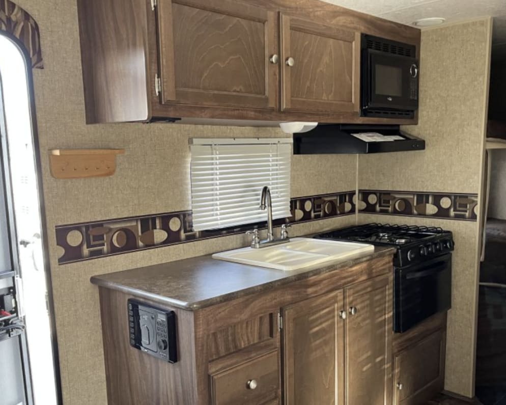 2016 Show Stopper  by Sportsmen for rent in L0s1c0