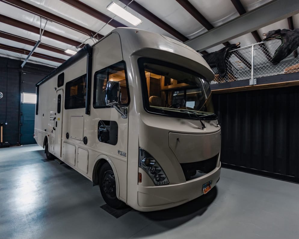 2017 Thor A.C.E. Class A for rent in Bluffdale Utah