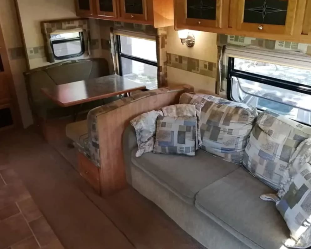 2010 Flagstaff  by Forest River for rent in B0K 1V0