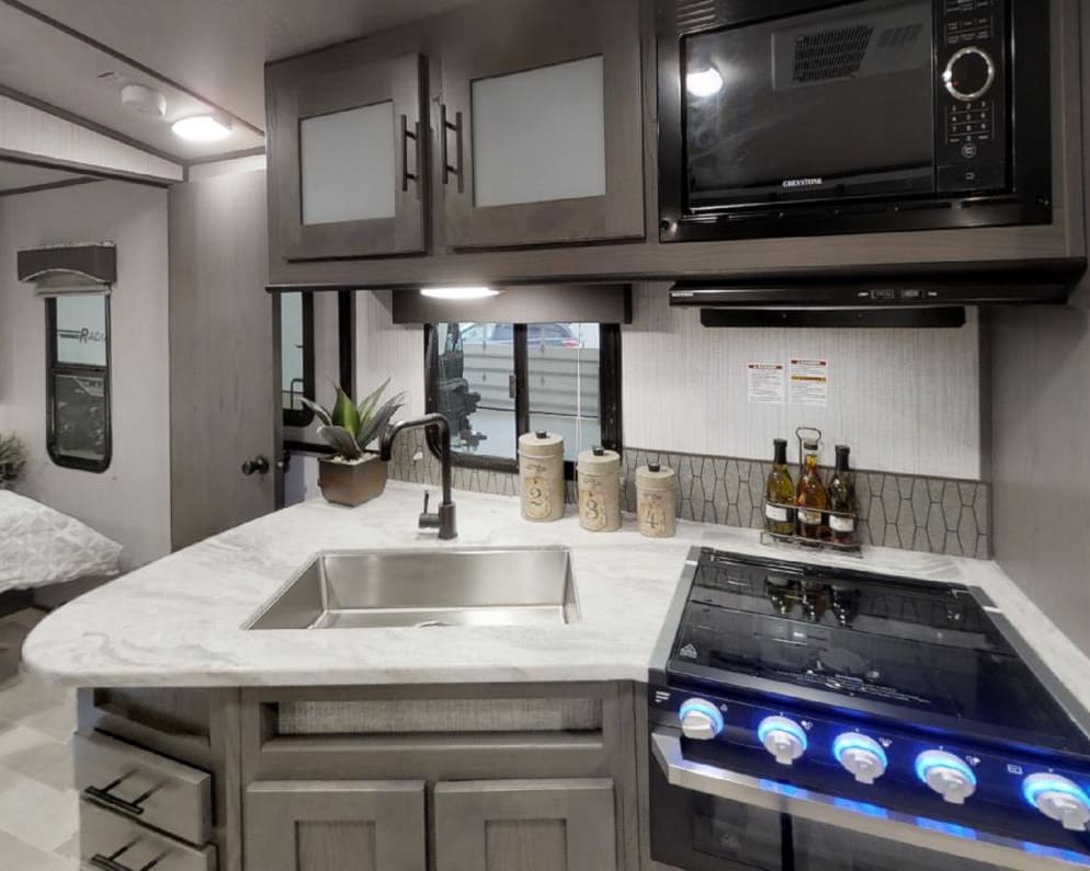 2021 Cruiser  by Cruiser Rv Corp for rent in 33541