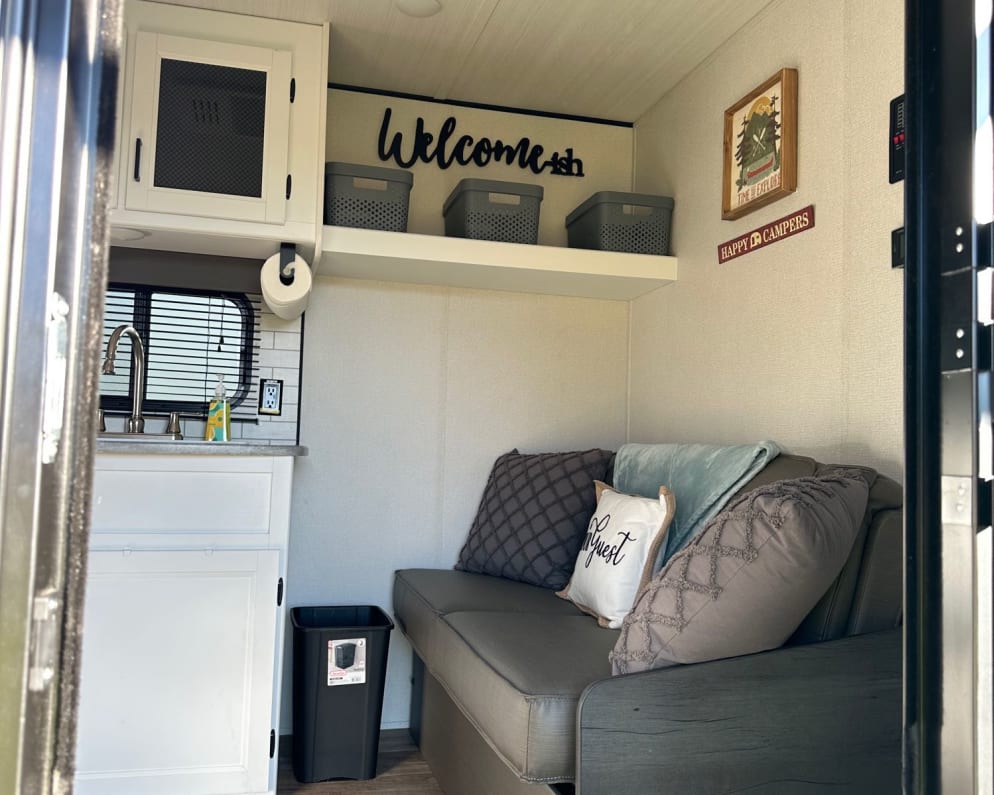 2022 Hideout  by Keystone RV for rent in 45106