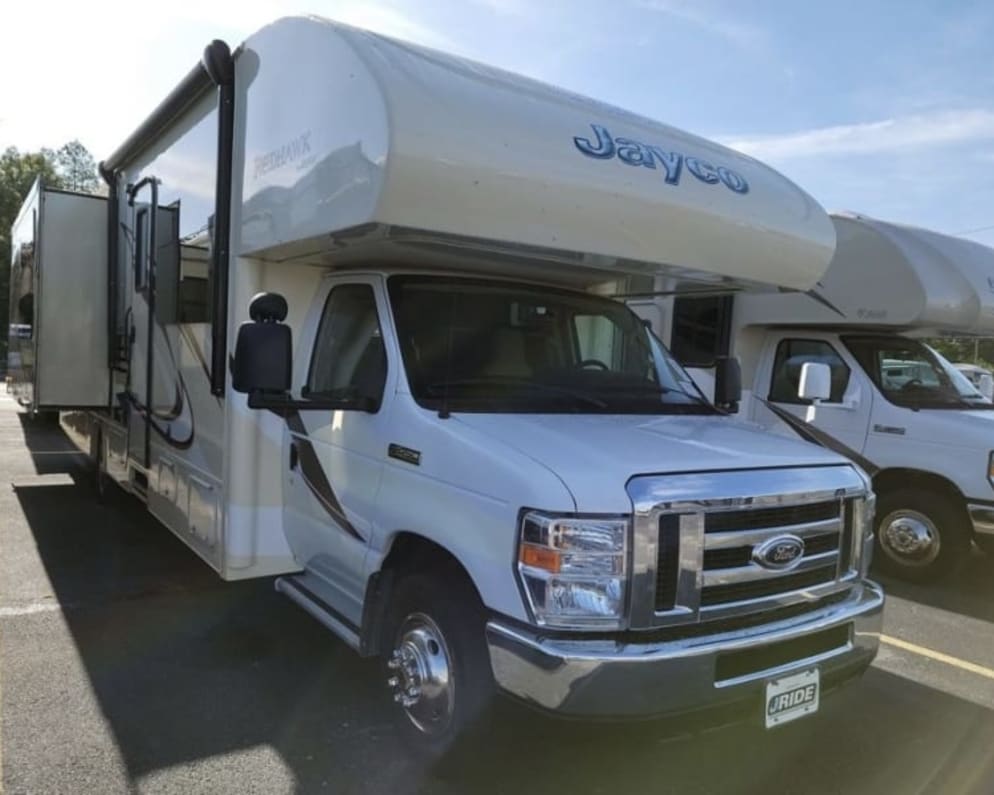 Class C RV for Rent in Thornville, Ohio