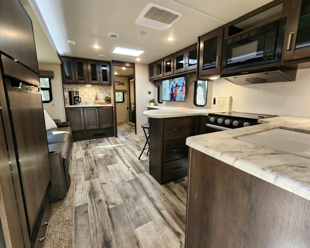 2023 Grand Design Transend Xplor 315BH