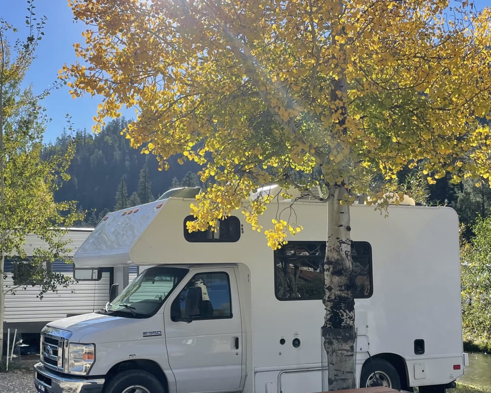 Majestic 19G parked at Red River RV park in New Mexico.