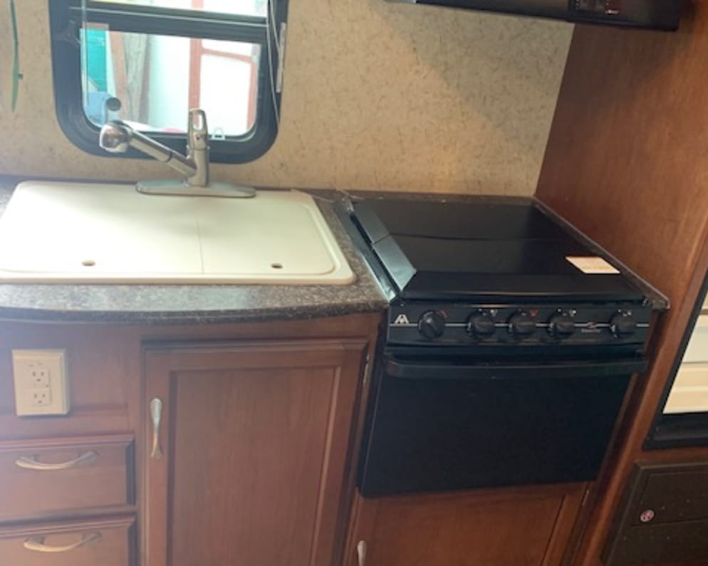 2013 Other  by Winnebago for rent in T4N5J2