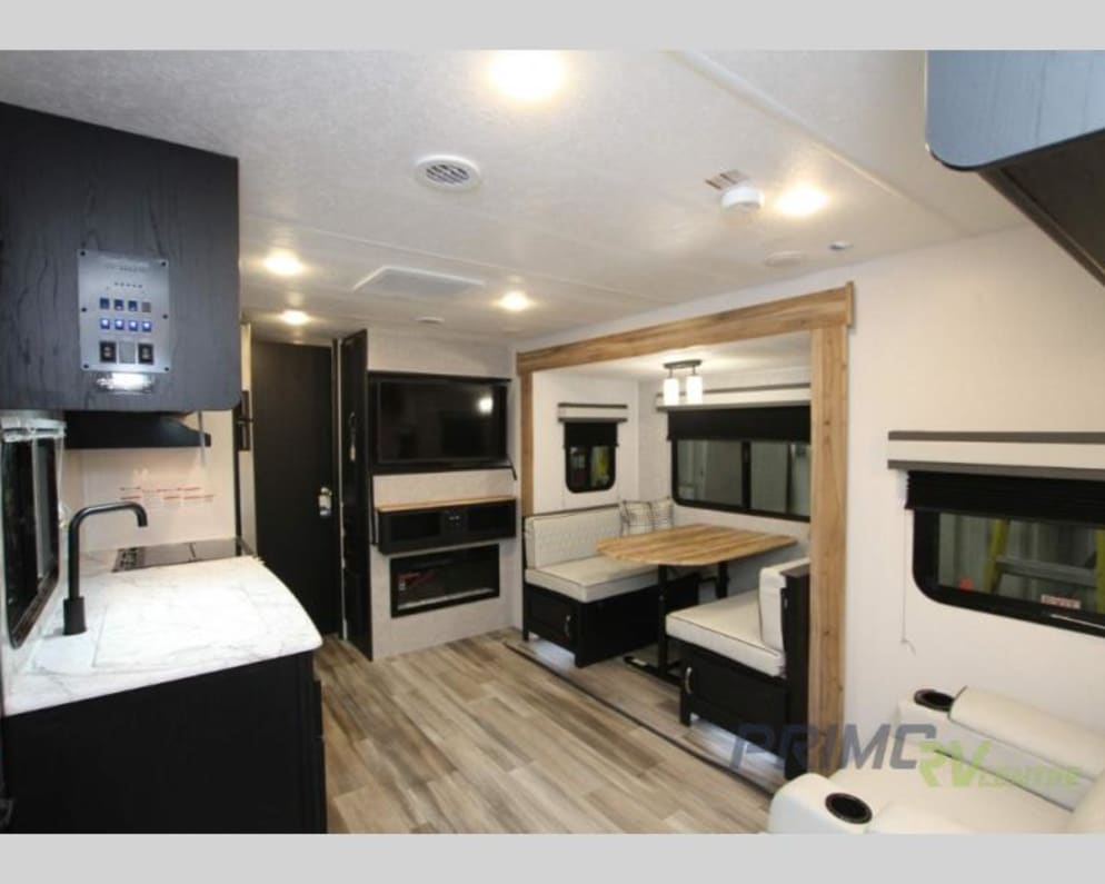 2022 Coachmen Freedom Express 252RBS Travel Trailer for rent in Ashton Ontario