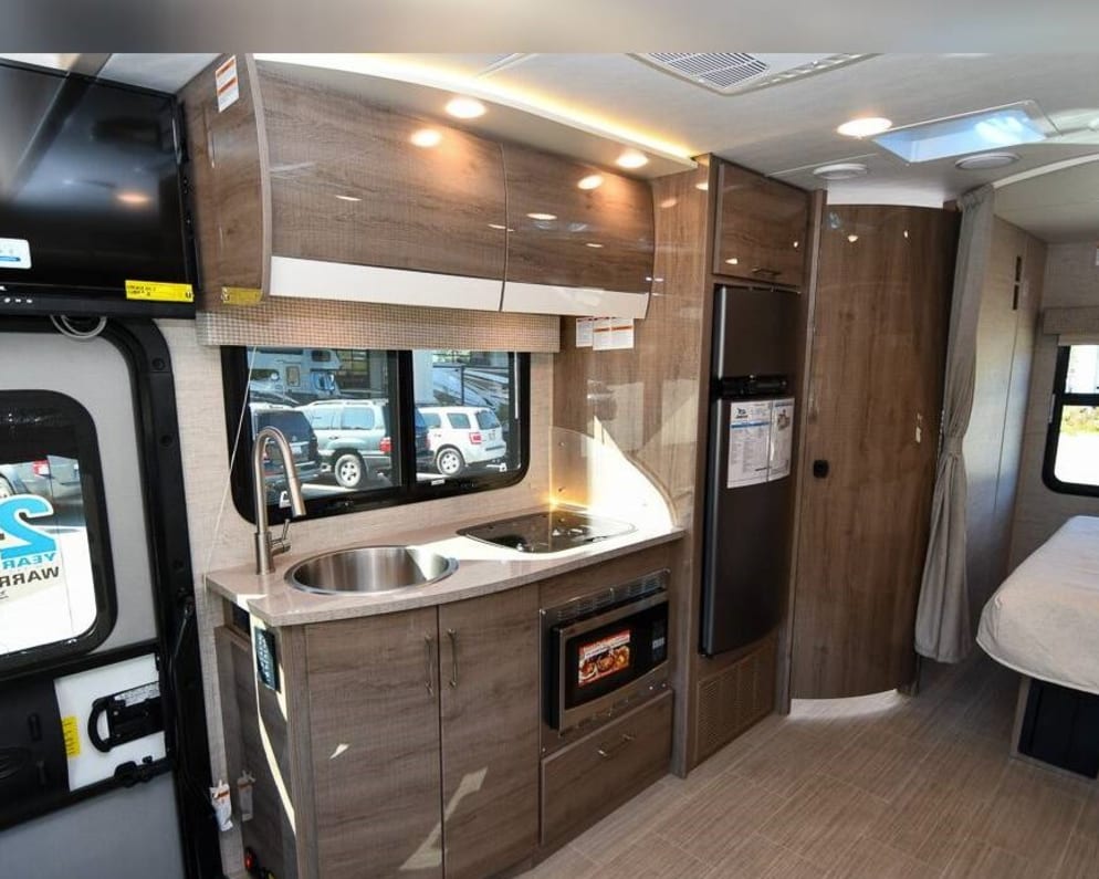 2023 Melbourne  by Jayco for rent in 30066