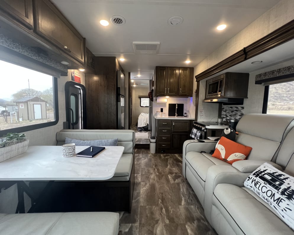 2023 Class C RV for Rent in Spicewood, TX