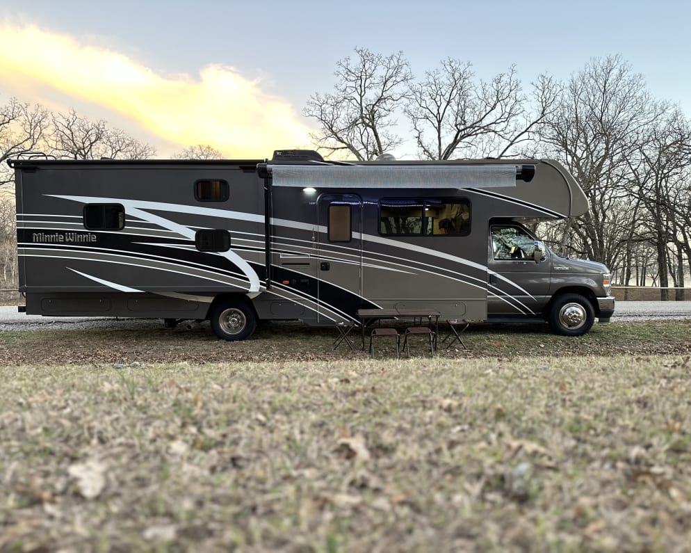 2021 Winnebago Minnie Winnie Class C for rent in Corinth Texas