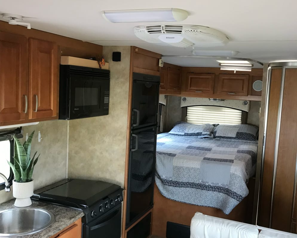 2011 CTV  by Ford for rent in G7B 0H3