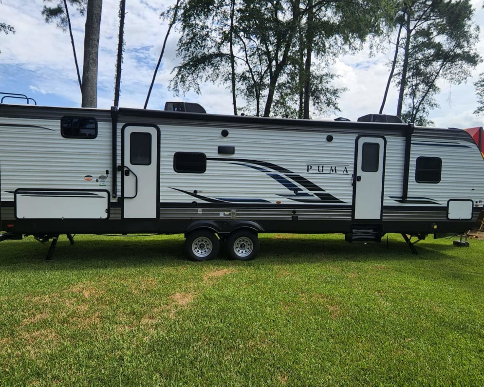 2022 Travel Trailer RV for Rent in New Caney, Texas