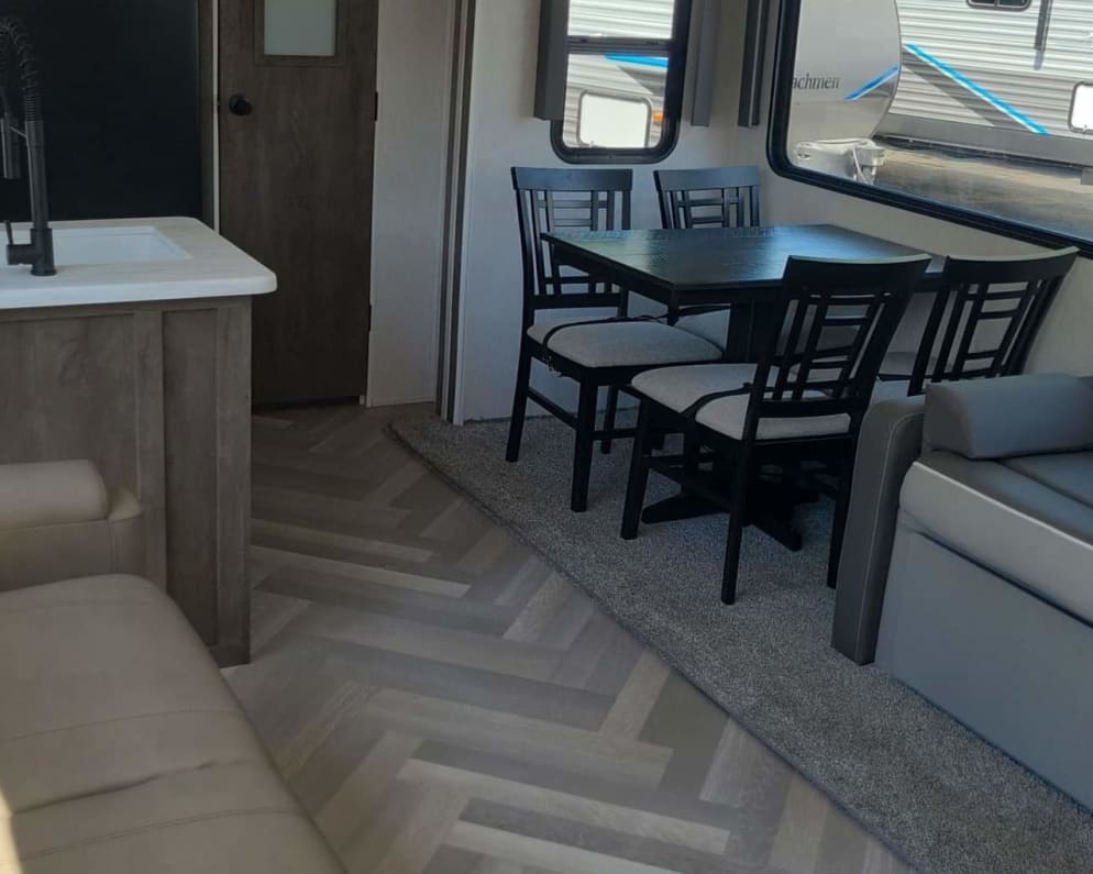 2022 Travel Trailer RV for Rent in Stirling, Ontario