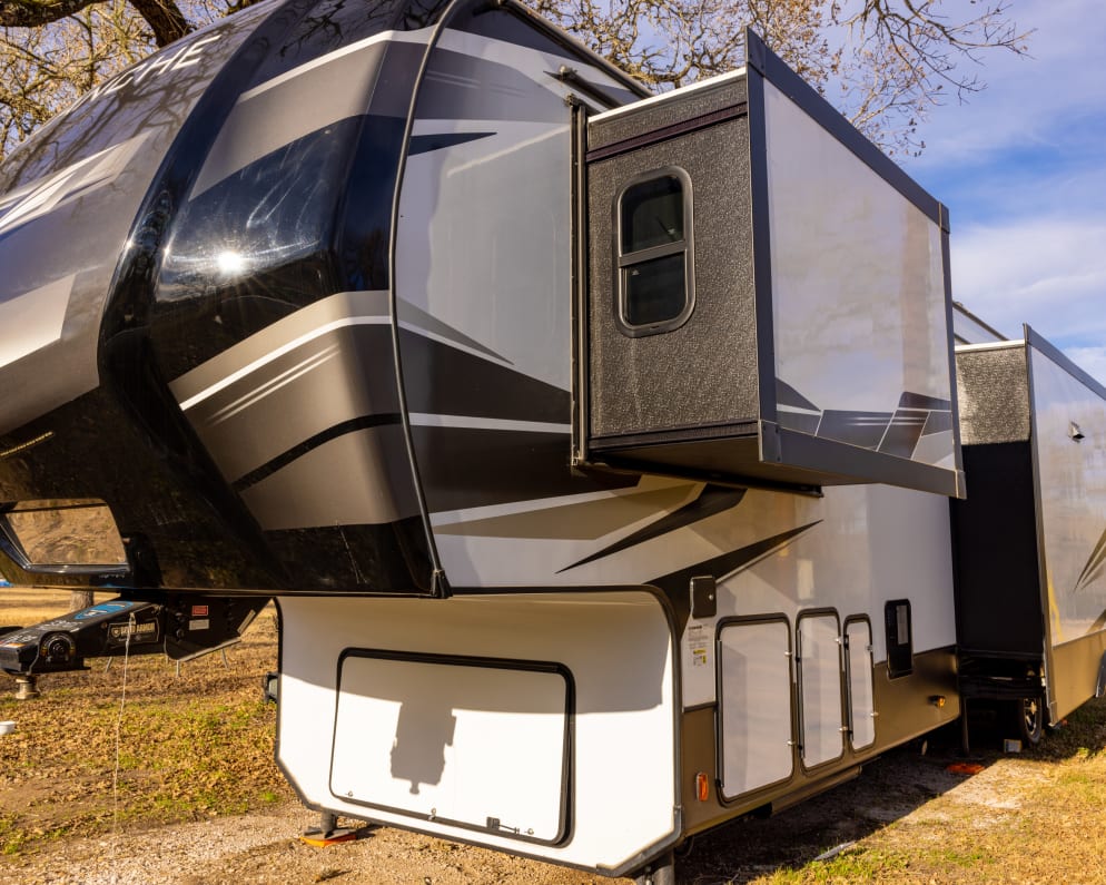2021 Avalanche  by Keystone RV for rent in 78753