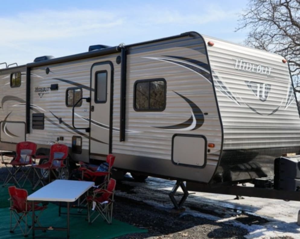 Available add on: Velocirax bike rack . mounted on rear of trailer. Hols 4 bikes, 3 regular  mtb tires and one fat tire. 
Remove e-bike  batteries.