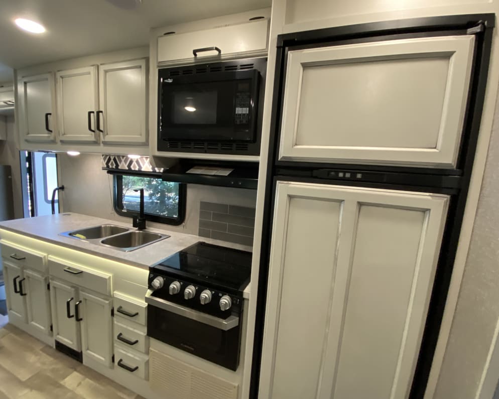 2021 Redhawk  by Jayco for rent in 34744