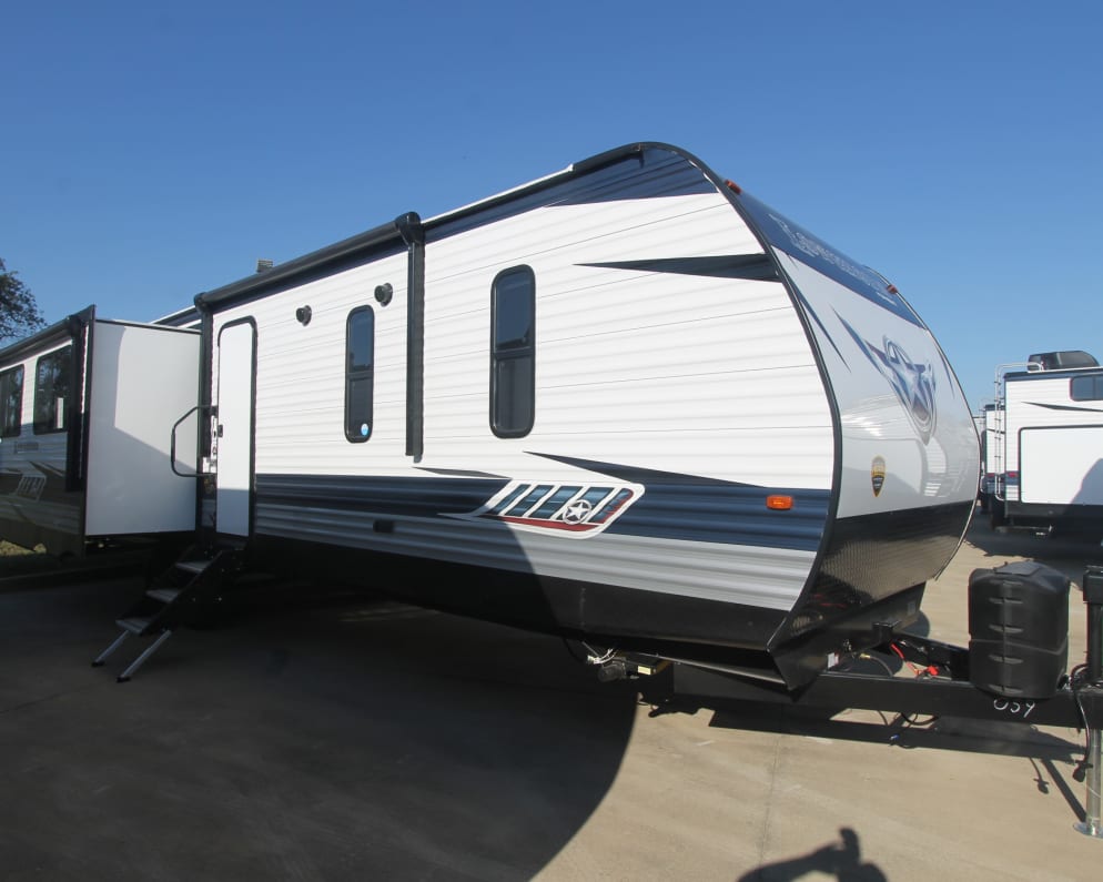 2021 Travel Trailer RV for Rent in Kemp, Texas