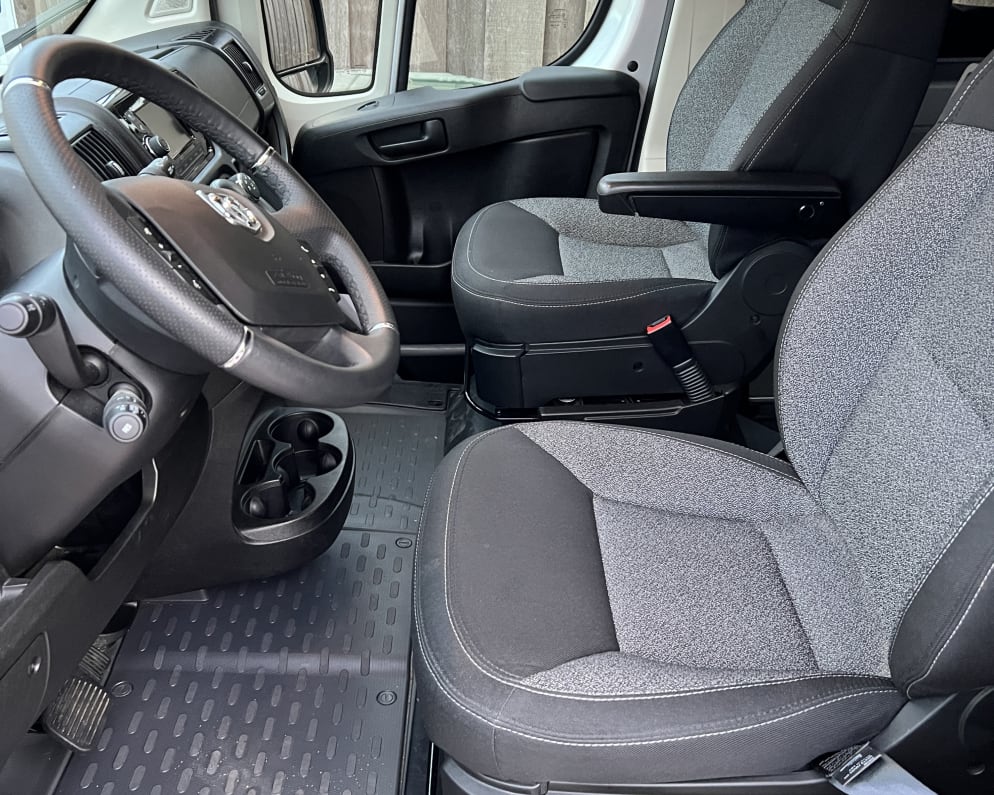 2022 Winnebago Solis available for rent in Oakdale California
