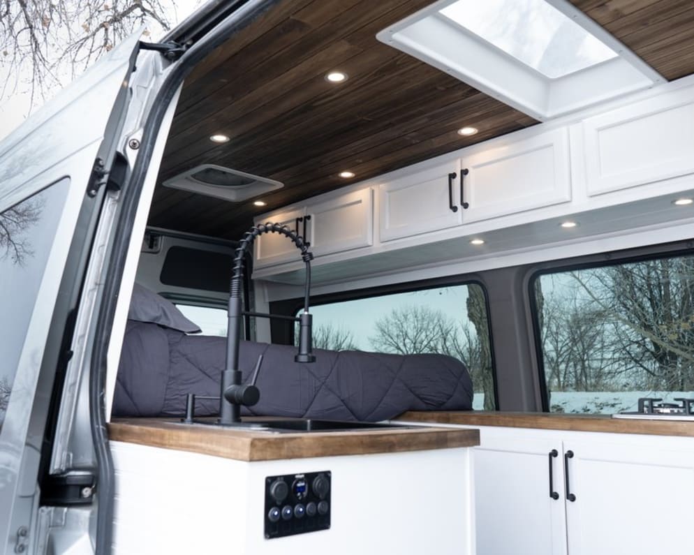 2011 Mercedes-Benz Sprinter Class B for rent in New Castle Colorado