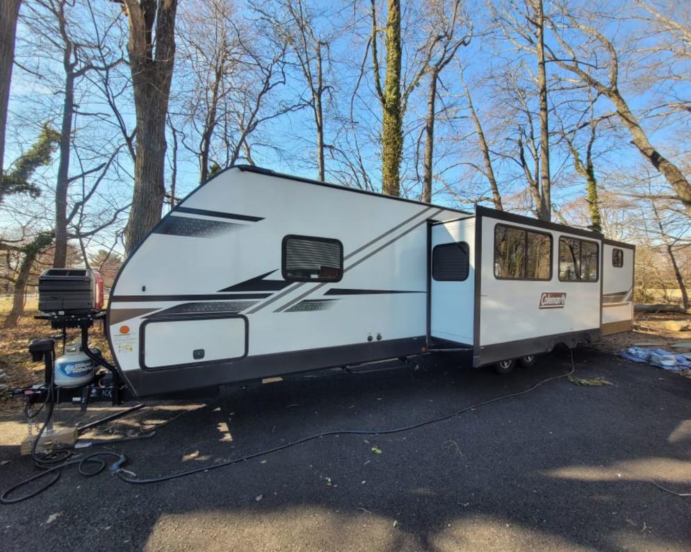 2021 Coleman Light  by Dutchmen for rent in 