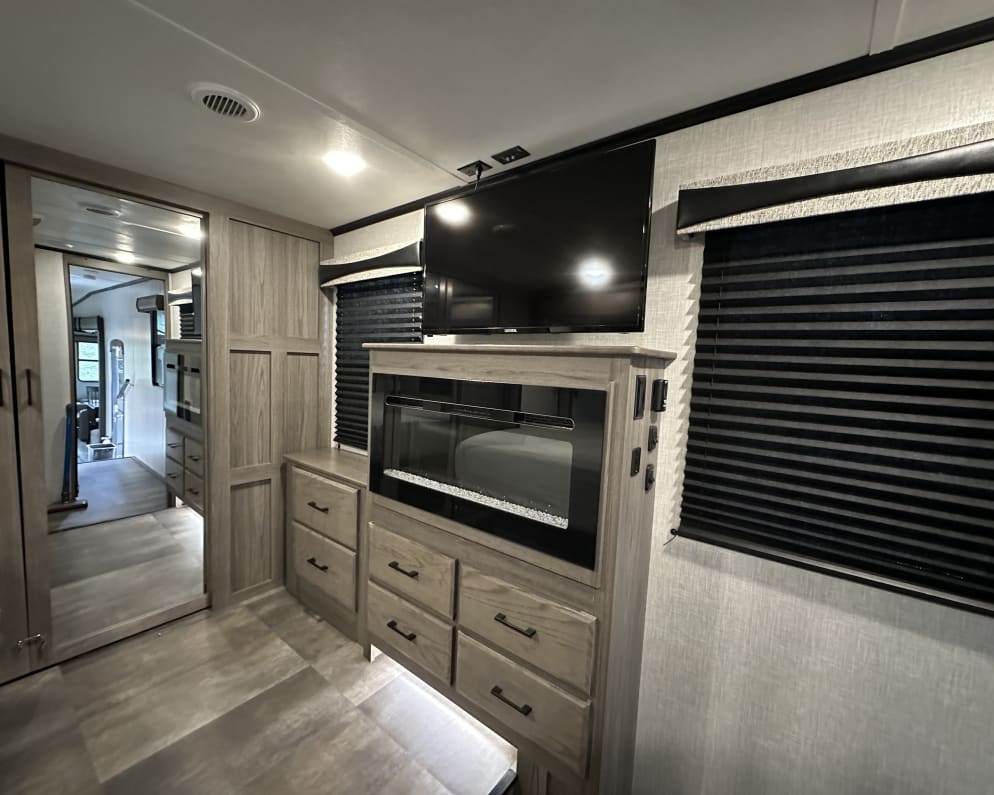 2022 Fifth Wheel RV for Rent in Schuylkill haven, Pennsylvania