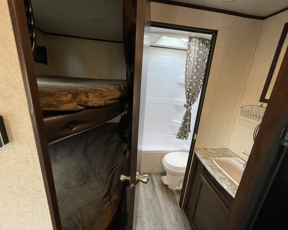 2019 Jayco Jay Flight SLX Baja Edition Travel Trailer for rent in Shingle Springs California