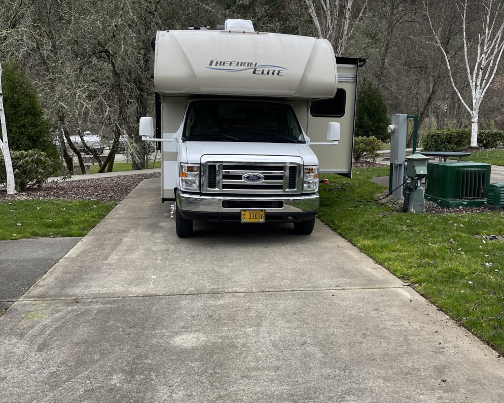 2019 Thor Freedom Elite Class C for rent in Perris California