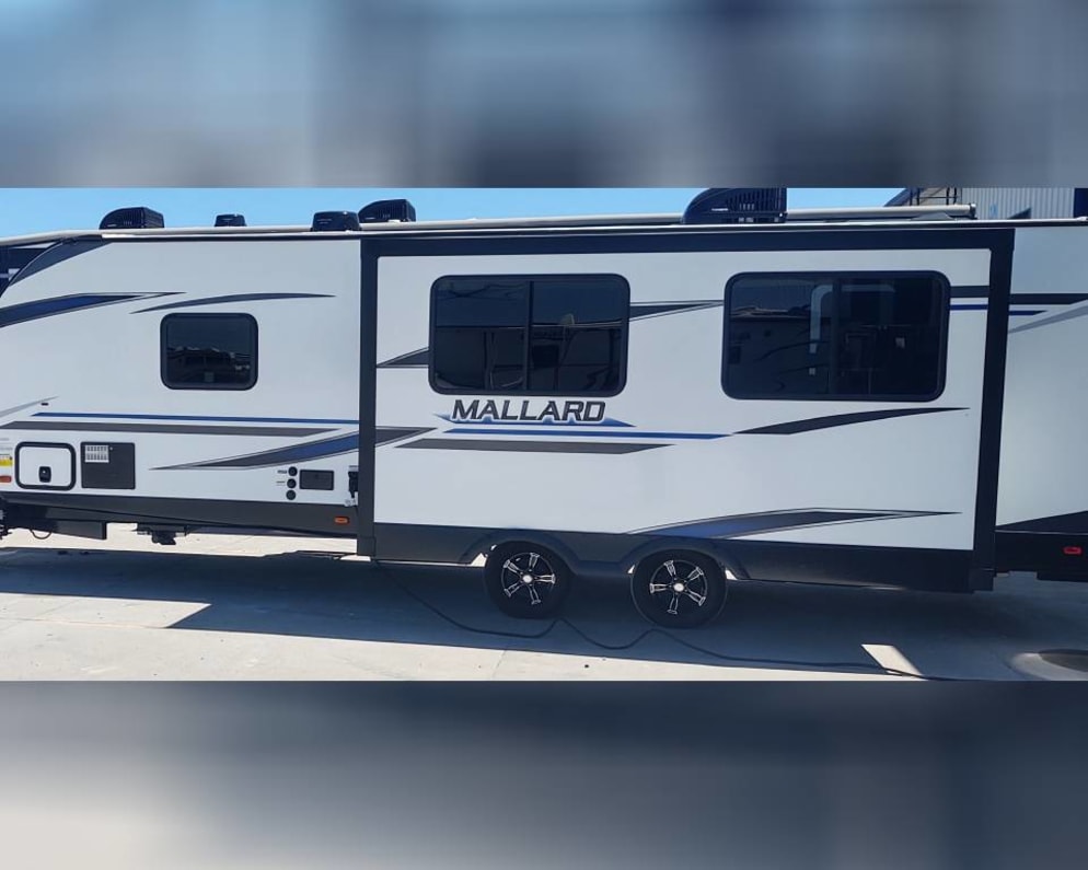 2022 Heartland RVs Mallard available for rent in Fultondale Alabama