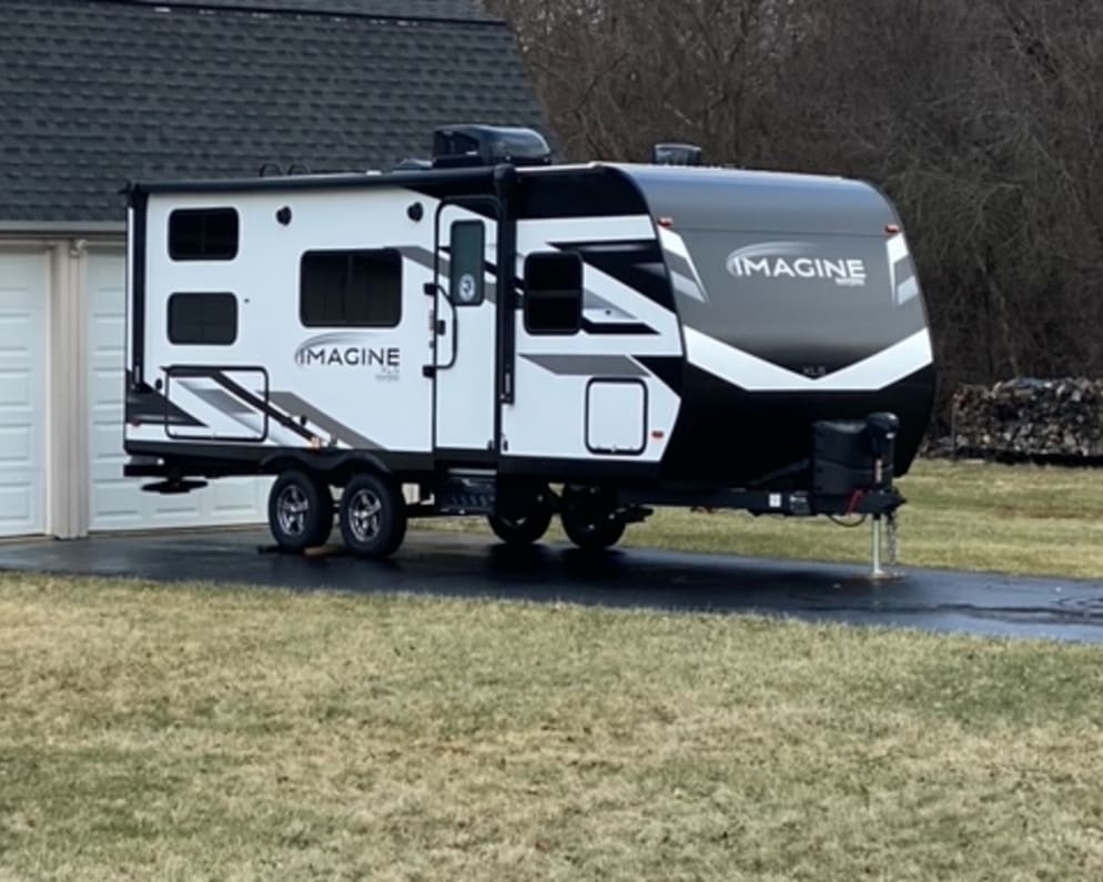 2023 Grand Design 21BHE available for rent in BARRINGTON Illinois