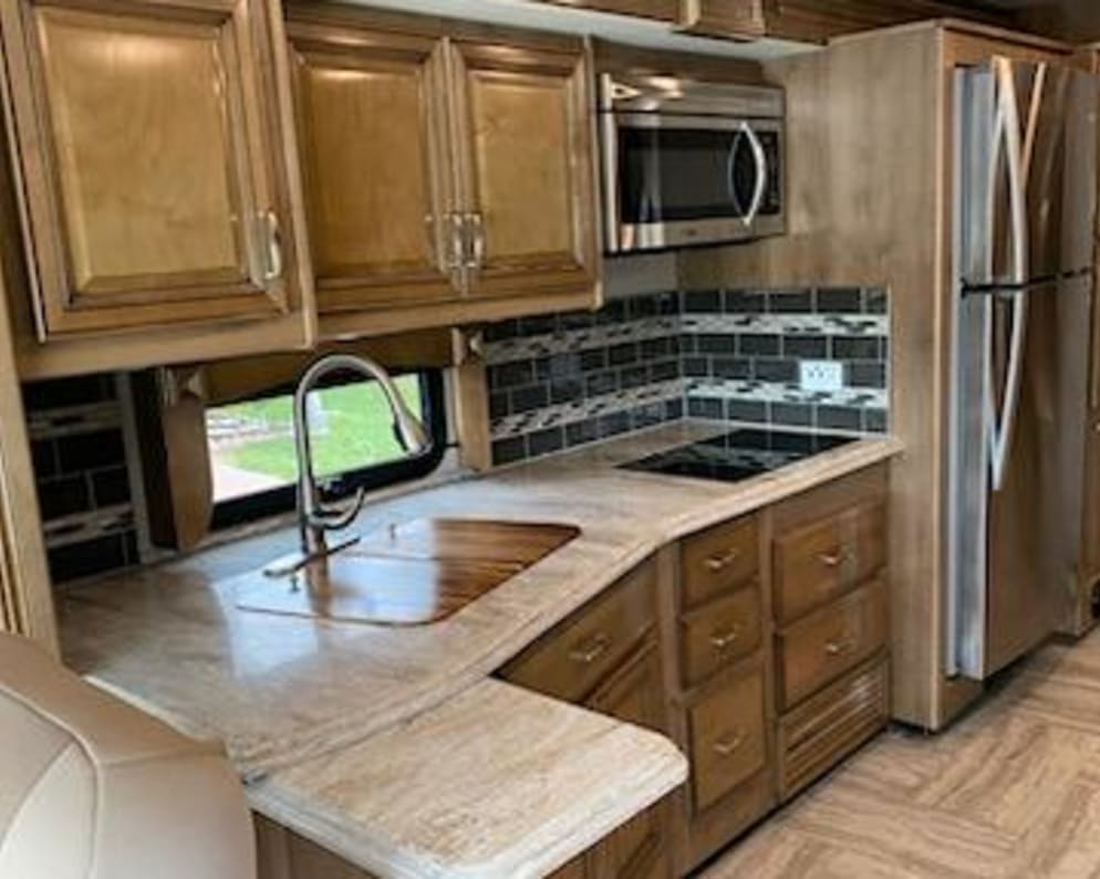 2019 Holiday Rambler Navigator Class A for rent in Cape Coral Florida