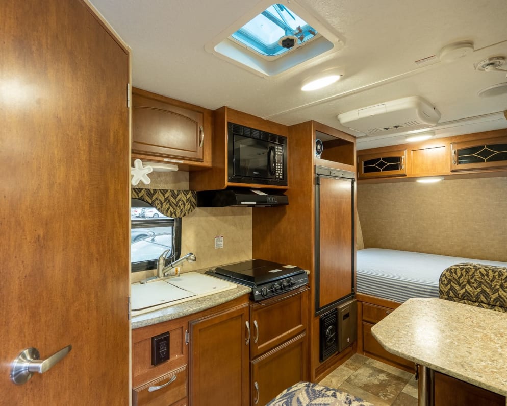 2015 Winnebago Micro Minnie available for rent in Cranford NJ