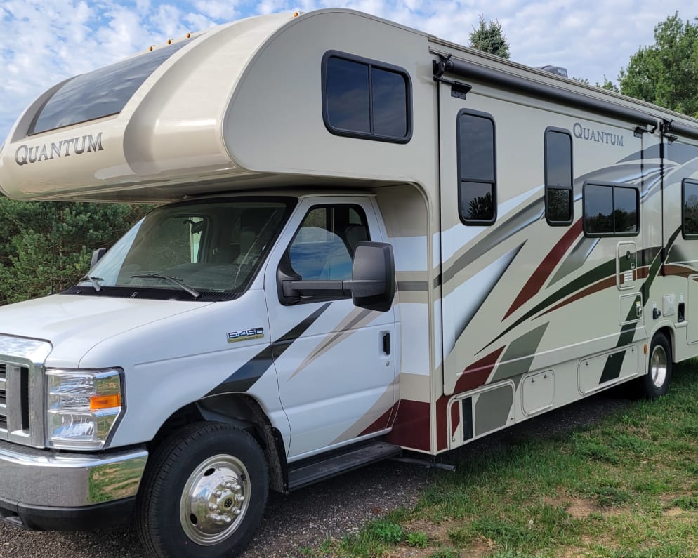 2020 Thor Quantum available for rent in Linden Michigan