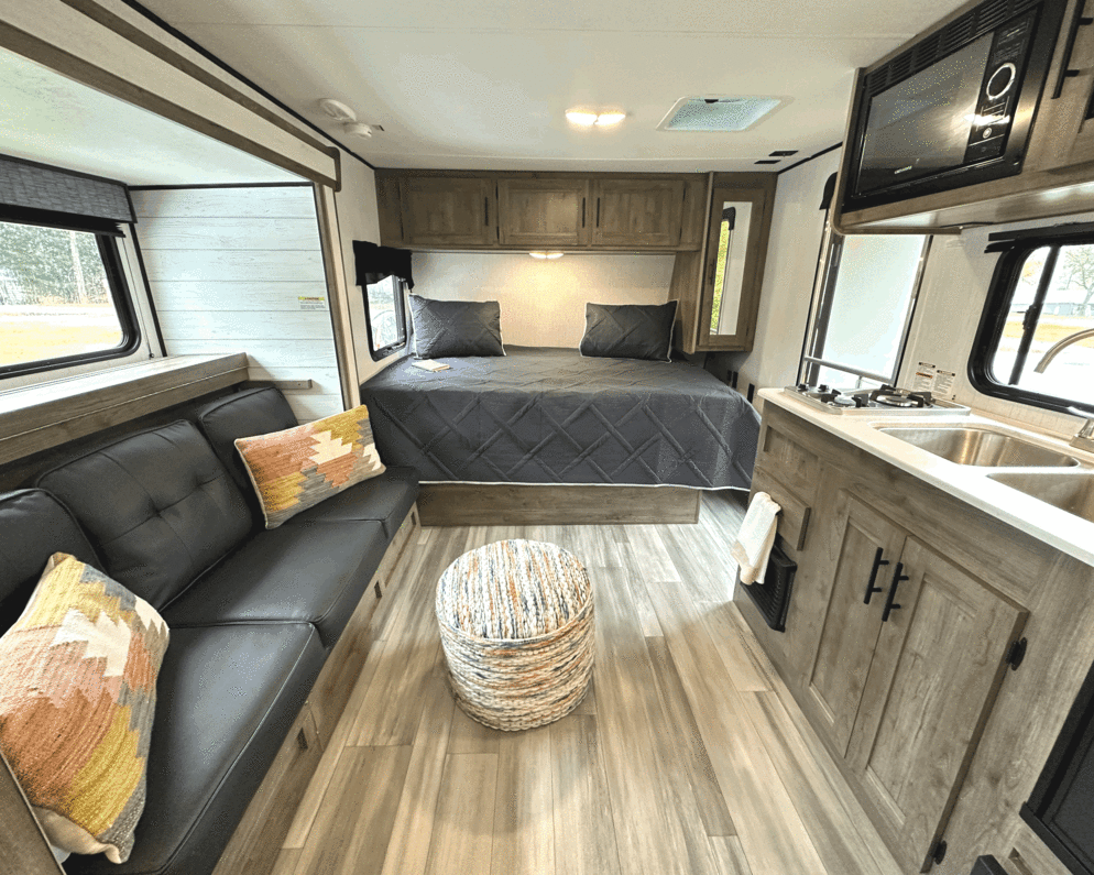 2022 Travel Trailer RV for Rent in Flowery Branch,