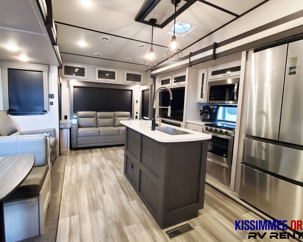 2023 Keystone Sprinter available for rent in Orlando Florida
