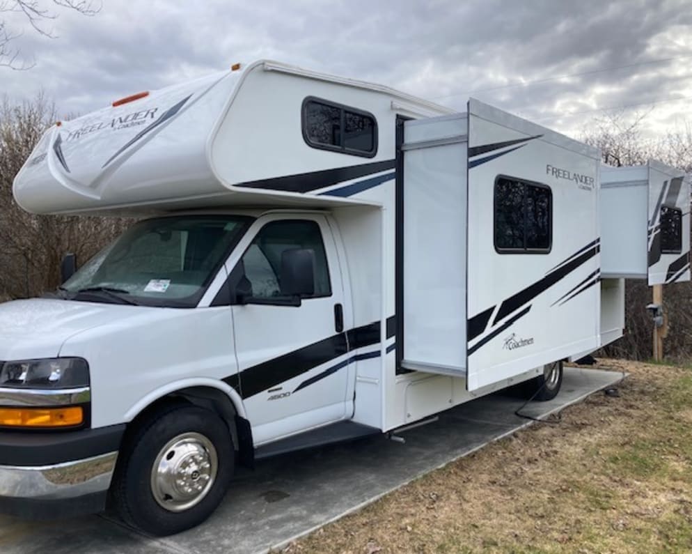 2021 Coachmen 26DS Class C for rent in Saint Ignatius Montana