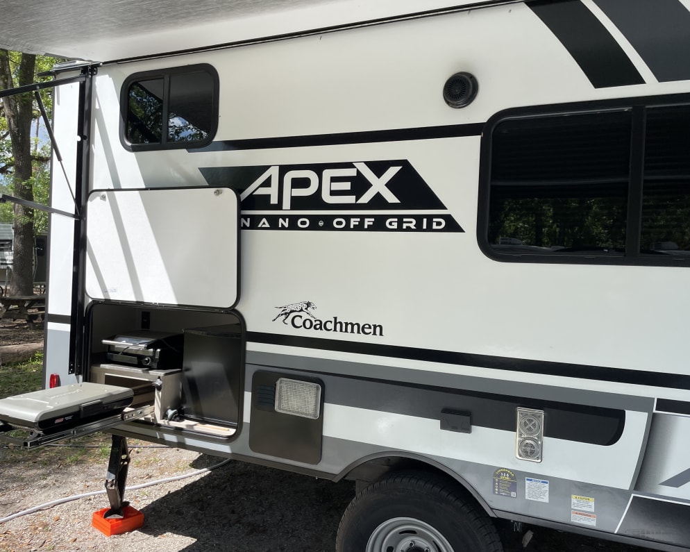 2022 Apex Nano  by Coachmen for rent in 34758