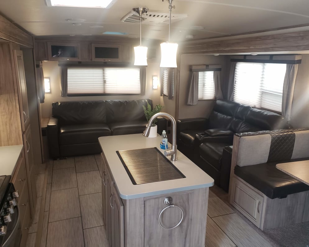 2020 Travel Trailer RV for Rent in JOHNSTOWN, Ohio