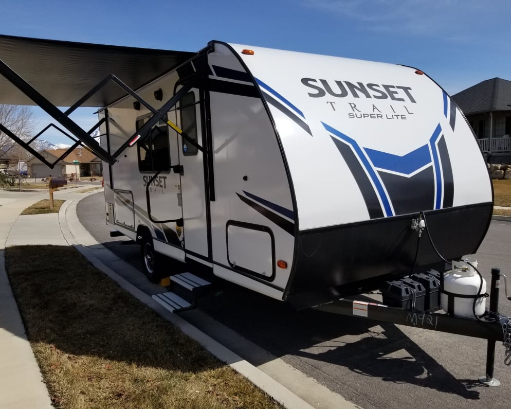 2021 Crossroads RV Sunset Trail Super Lite Travel Trailer for rent in Lehi Utah