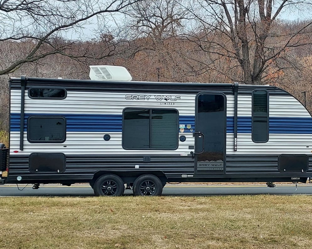 2022 Travel Trailer RV for Rent in Champaign, Illinois