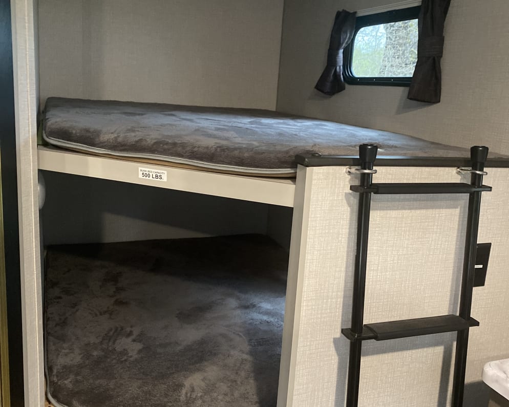 2020 Escape e231BH  by KZ for rent in 04055