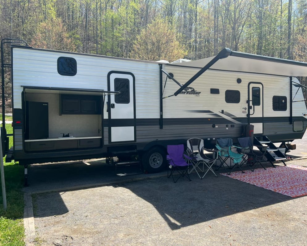 Travel Trailer RV for Rent in Winston Salem, North Carolina