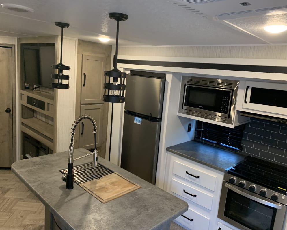 2022 Travel Trailer RV for Rent in Gadsden, AL