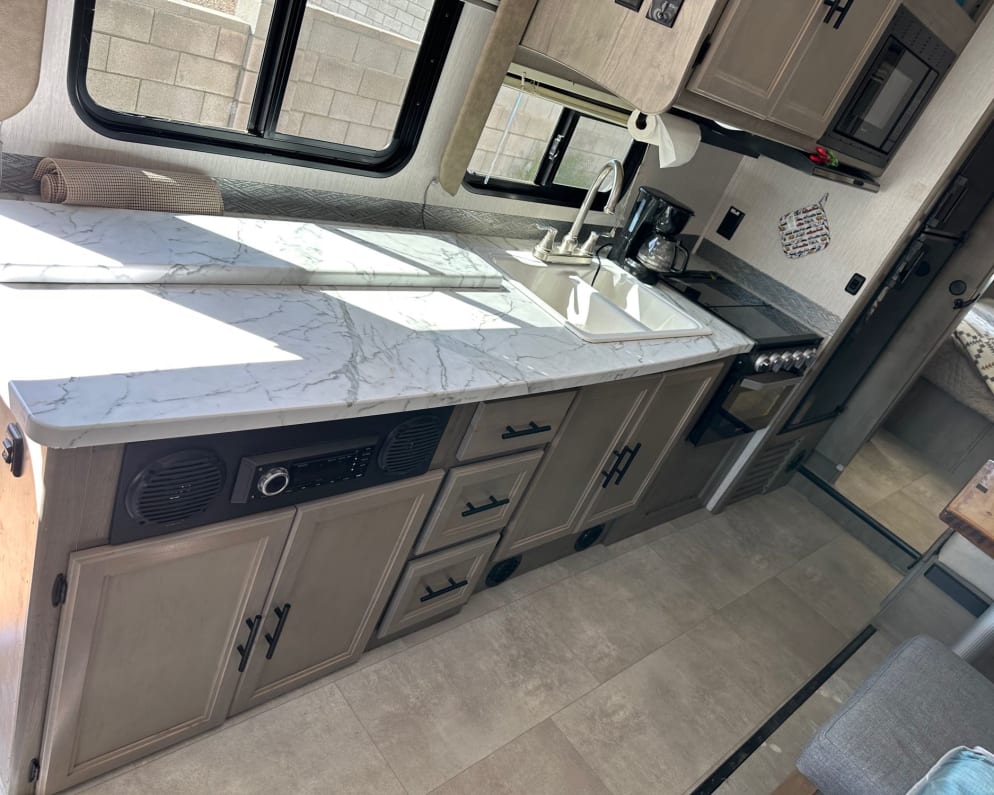2020 Class C RV for Rent in Kingman, Arizona