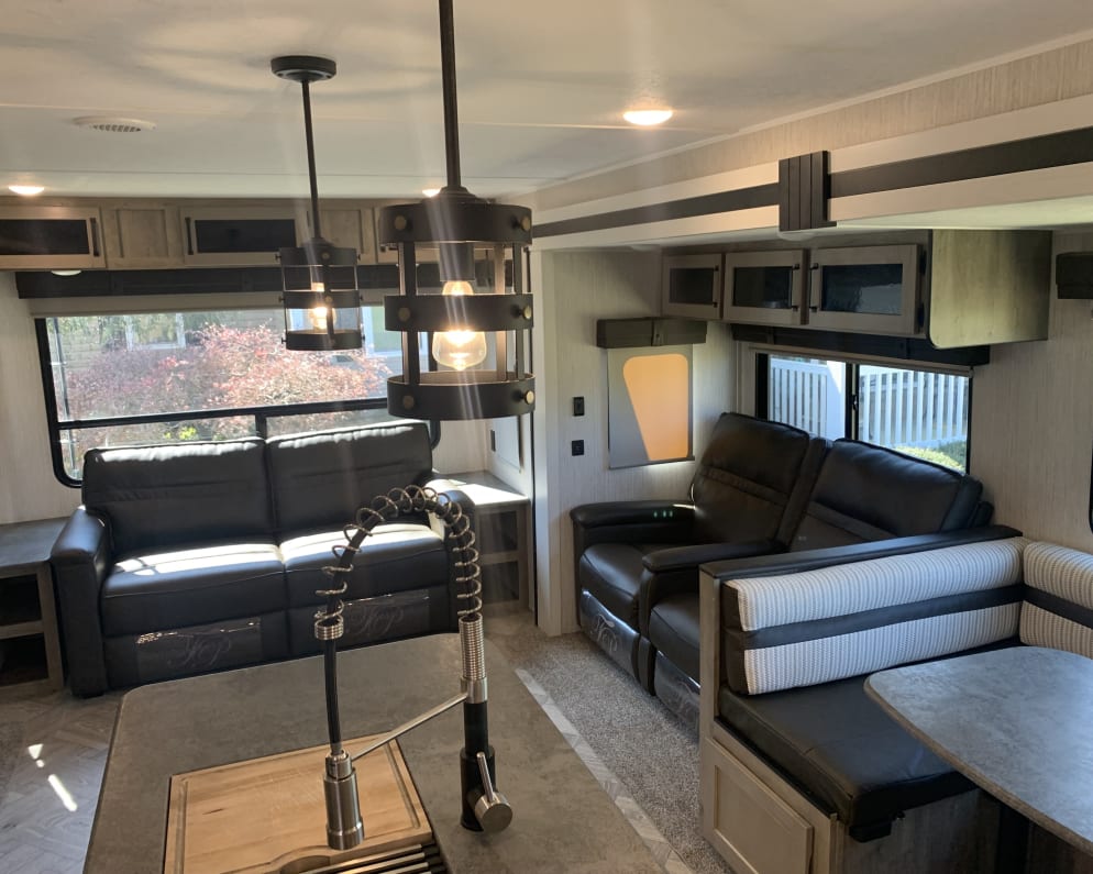 2022 Travel Trailer RV for Rent in Gadsden, AL