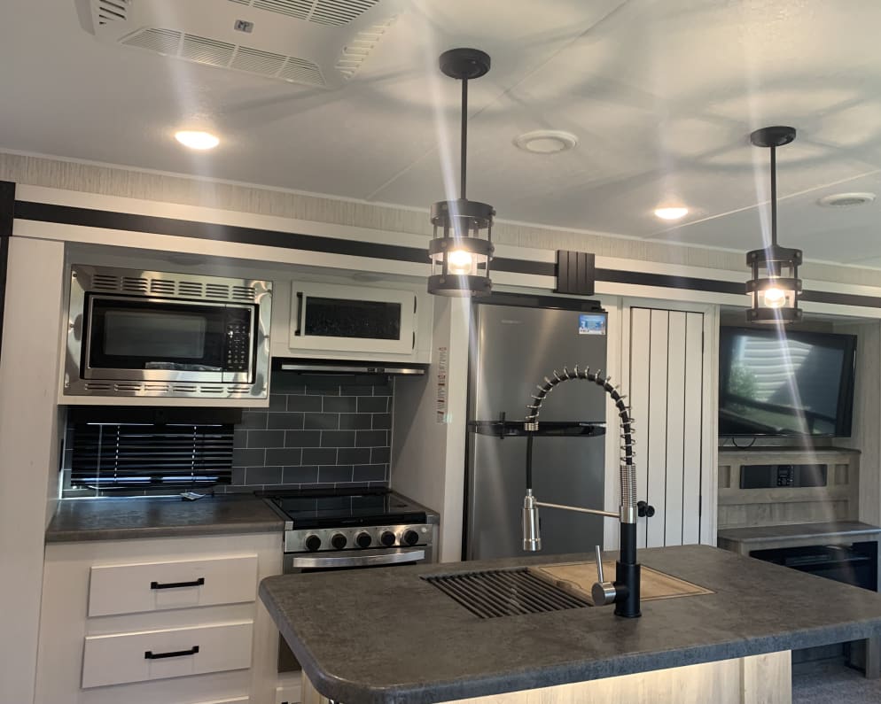 2022 Travel Trailer RV for Rent in Gadsden, AL