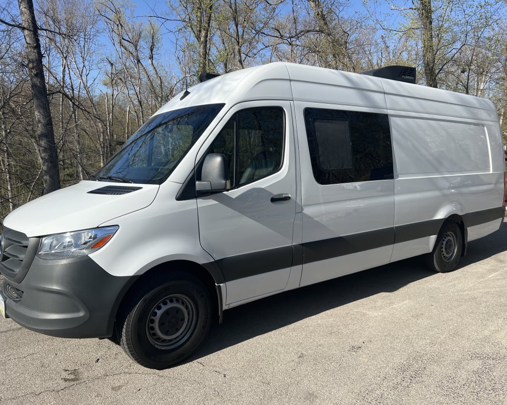 Class B RV for Rent in Cedar Rapids, Iowa - RVUSA.com