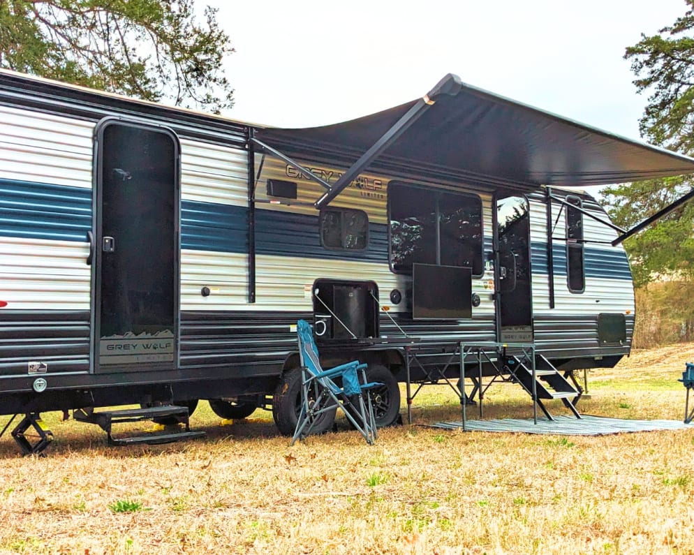 2022 Travel Trailer RV for Rent in Carl Junction, Missouri