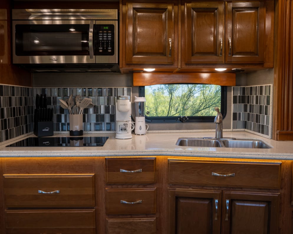 2018 Fleetwood Discovery Class A for rent in Phoenix Arizona