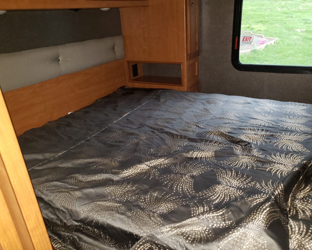 2017 Vista  by Winnebago for rent in 22406-4218